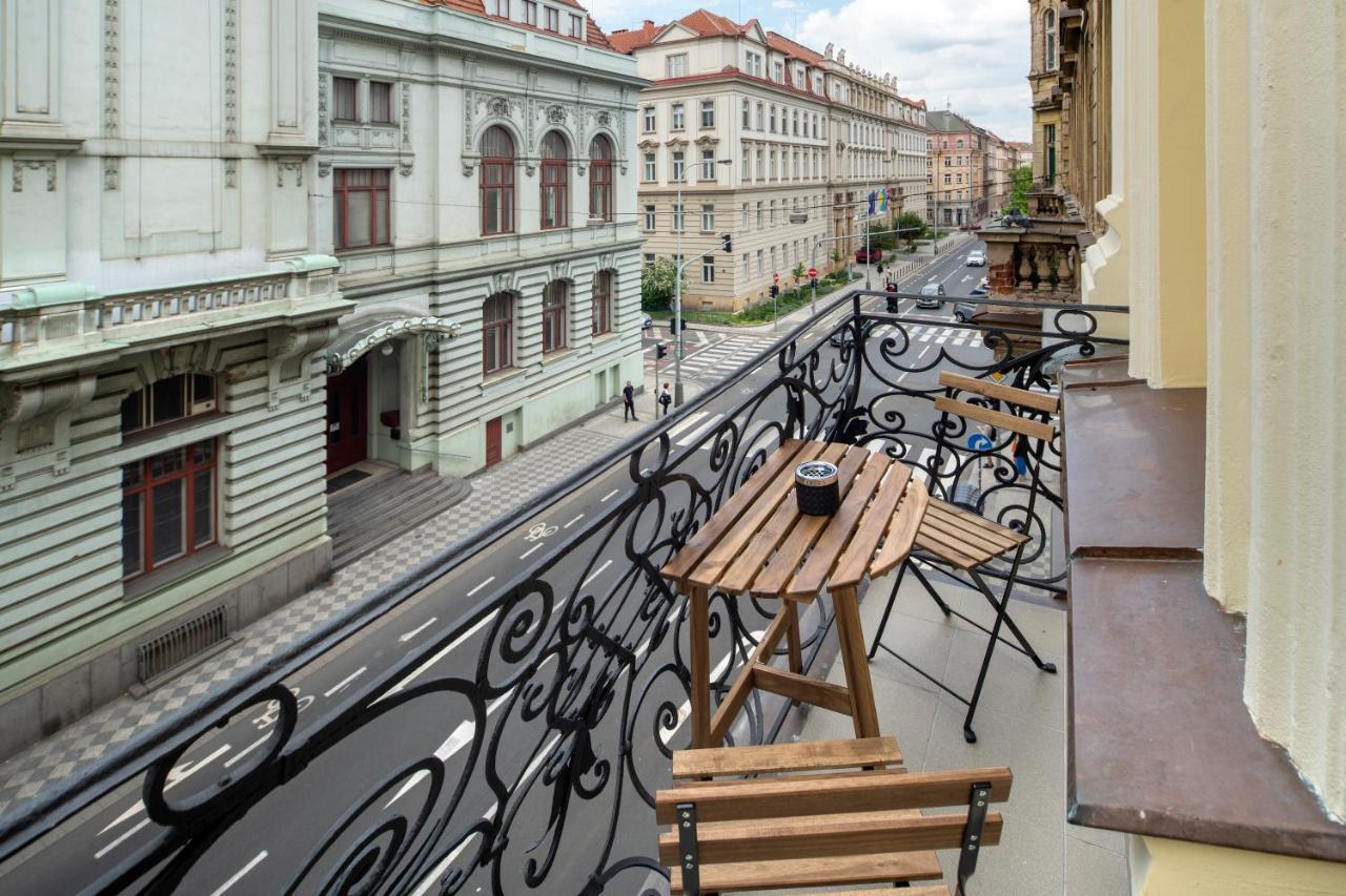 Apart Hotel Zborovska Prag Exterior foto